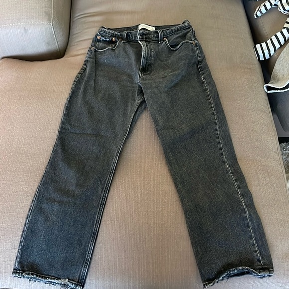 Abercrombie Faded Black Ankle Straight Ultra High Rise 27 Short - Picture 1 of 2